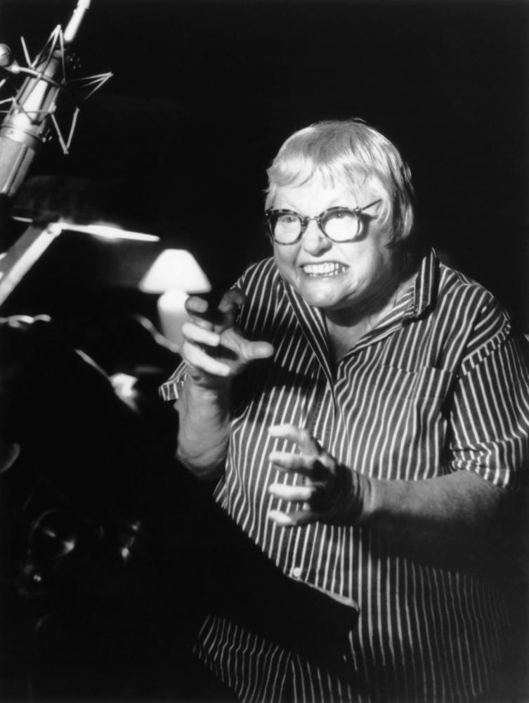 THE LITTLE MERMAID, Pat Carroll, recording the voice-over for Ursula, 1989, ©Walt Disney Pictures /