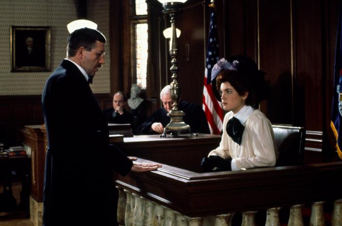 RAGTIME, Elizabeth McGovern (ri...