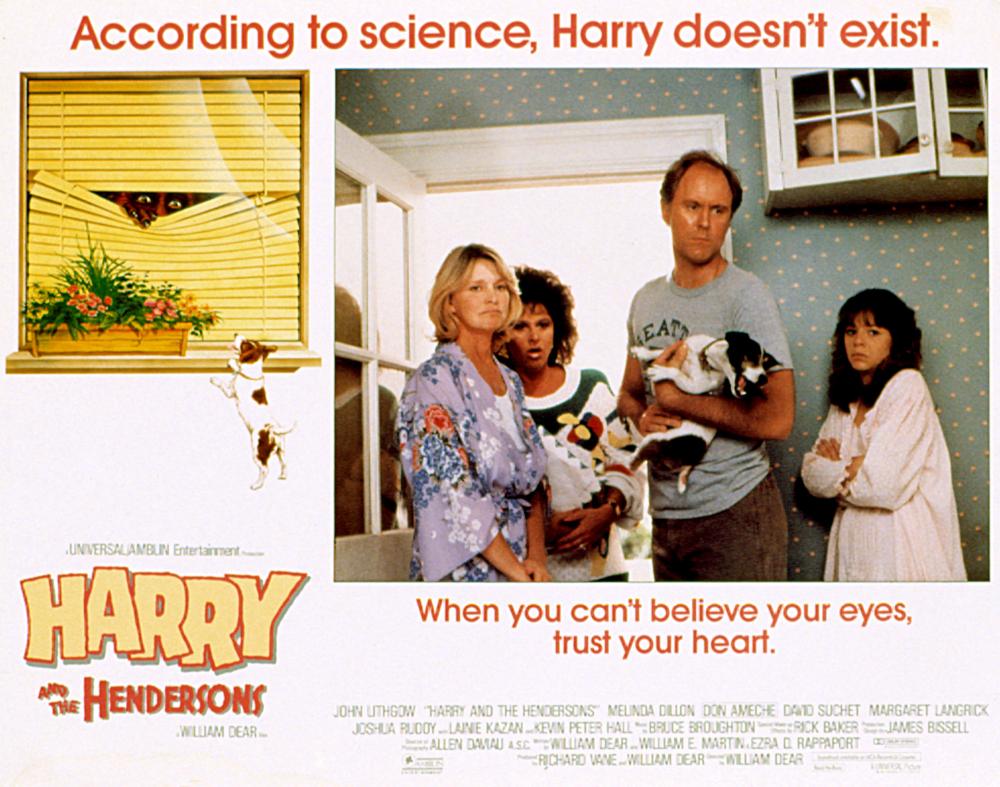 HARRY AND THE HENDERSONS, Melinda Dillon, Lainie Kazan , John Lithgow, Margaret Langrick, 1987
