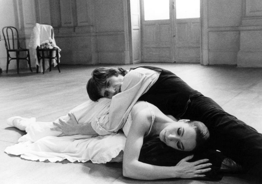 BLOOD WEDDING, (aka BODAS DE SANGRE), Antonio Gades (top), Cristina Hoyos, 1981. ©Libra Films