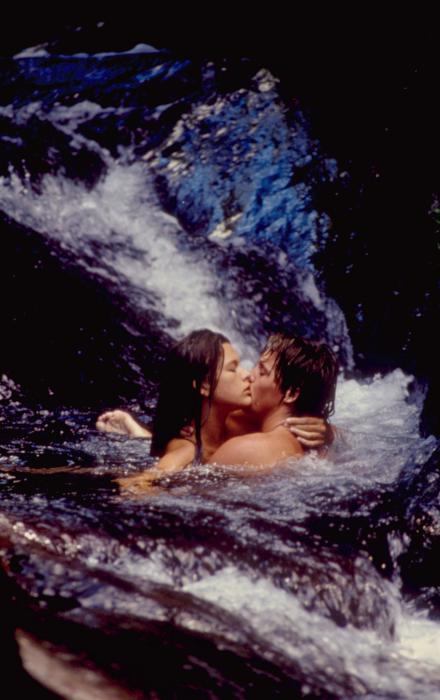RETURN TO THE BLUE LAGOON, Milla Jovovich, Brian Krause, 1991. RETURN TO THE BLUE LAGOON, Milla Jovovich, Brian Krause, 1991.