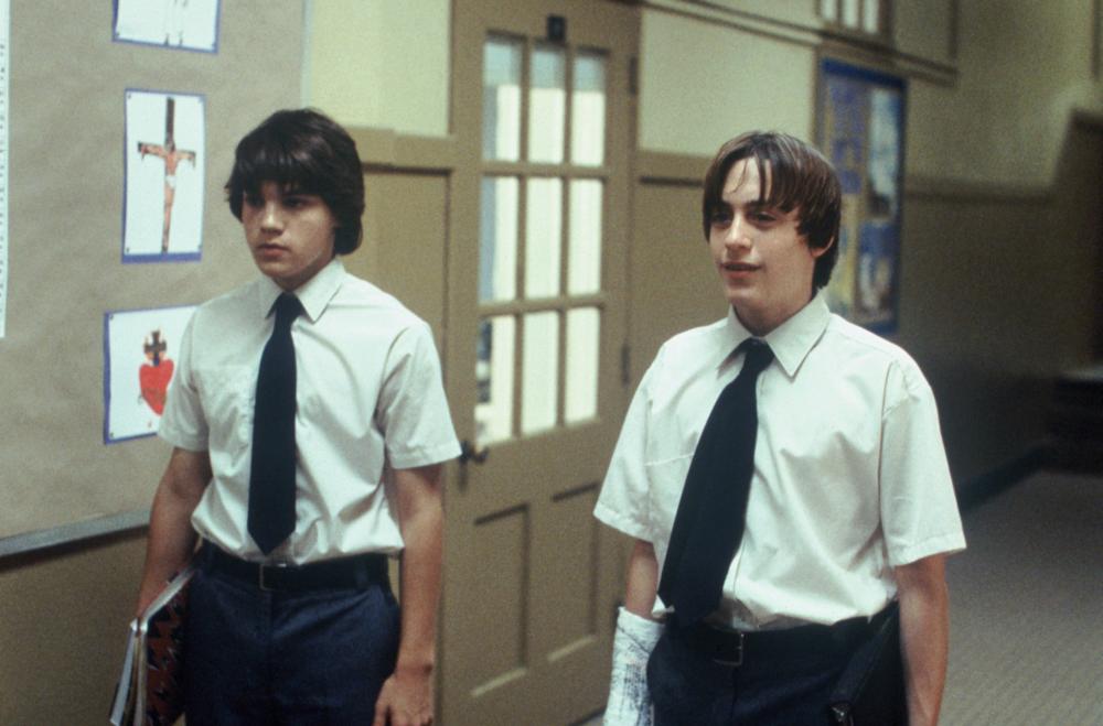 THE DANGEROUS LIVES OF ALTAR BOYS, l-r: Emile Hirsch, Kieran Culkin, 2002, ©ThinkFilm