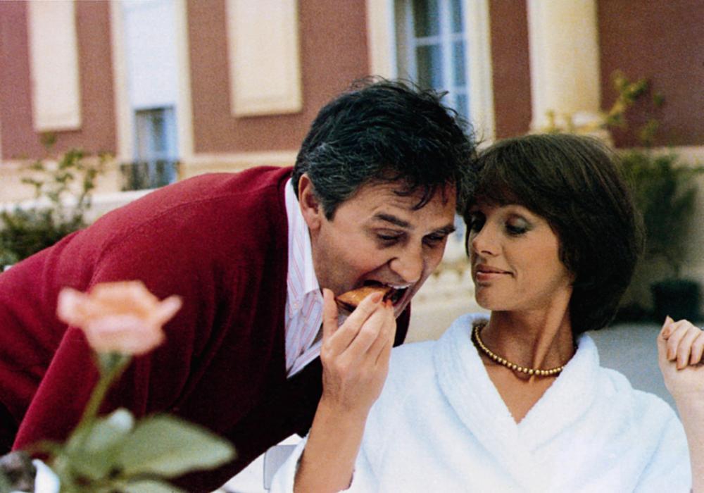 LE GRAND PARDON, from left: