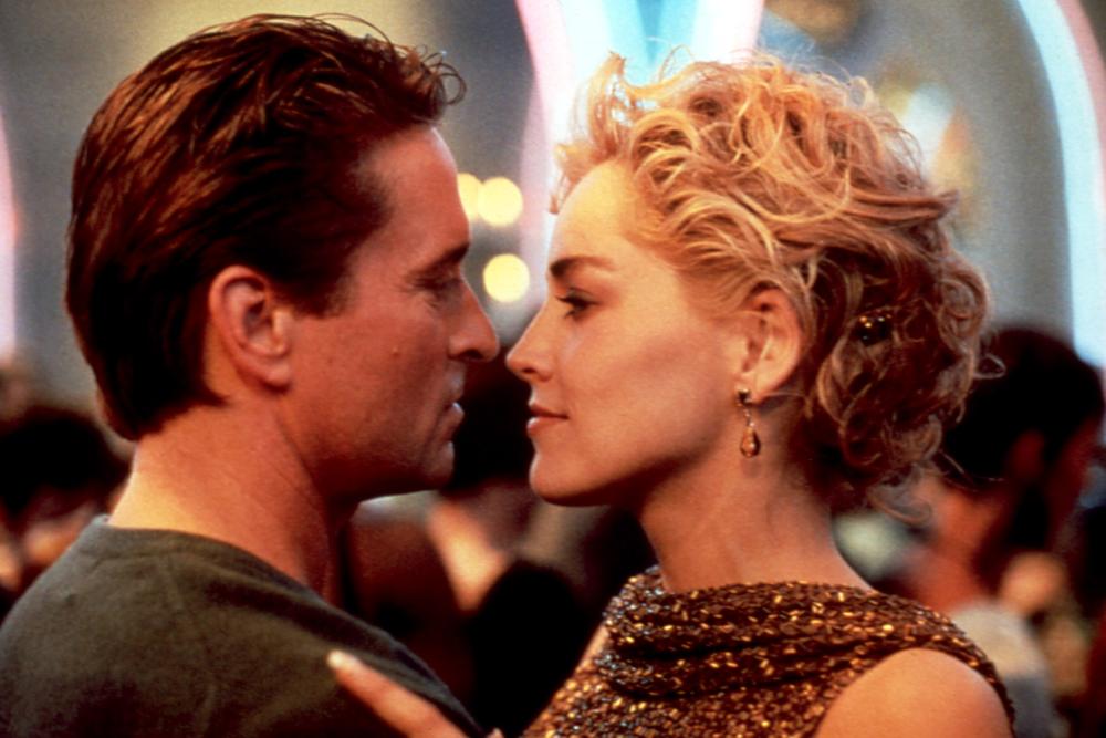 BASIC INSTINCT, Michael Douglas, Sharon Stone, 1992, dancing