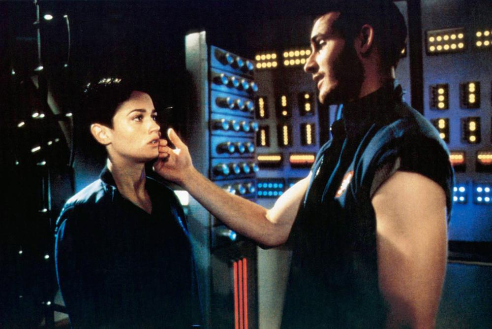 Supernova (2000 film) Alchetron, The Free Social Encyclopedia