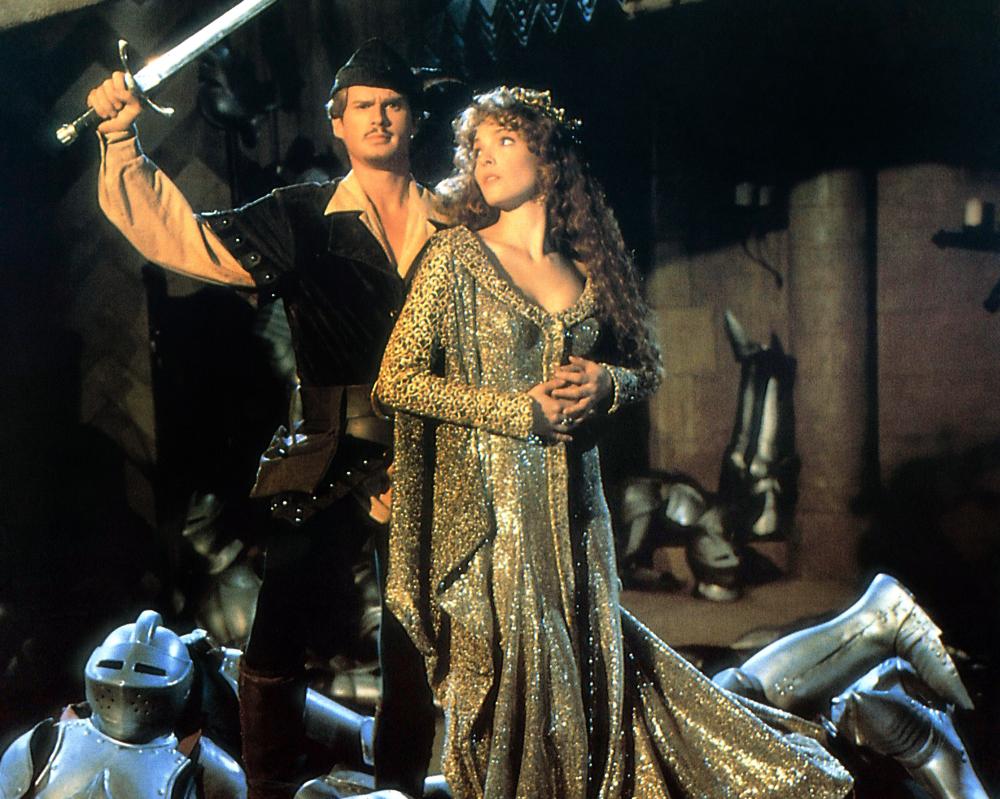 ROBIN HOOD: MEN IN TIGHTS, Cary Elwes, Amy Yasbeck, 1993, TM & Copyright (c) 20th Century Fox Film Corp.
